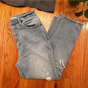 Abercrombie Curve Love Ankle Straight Jeans